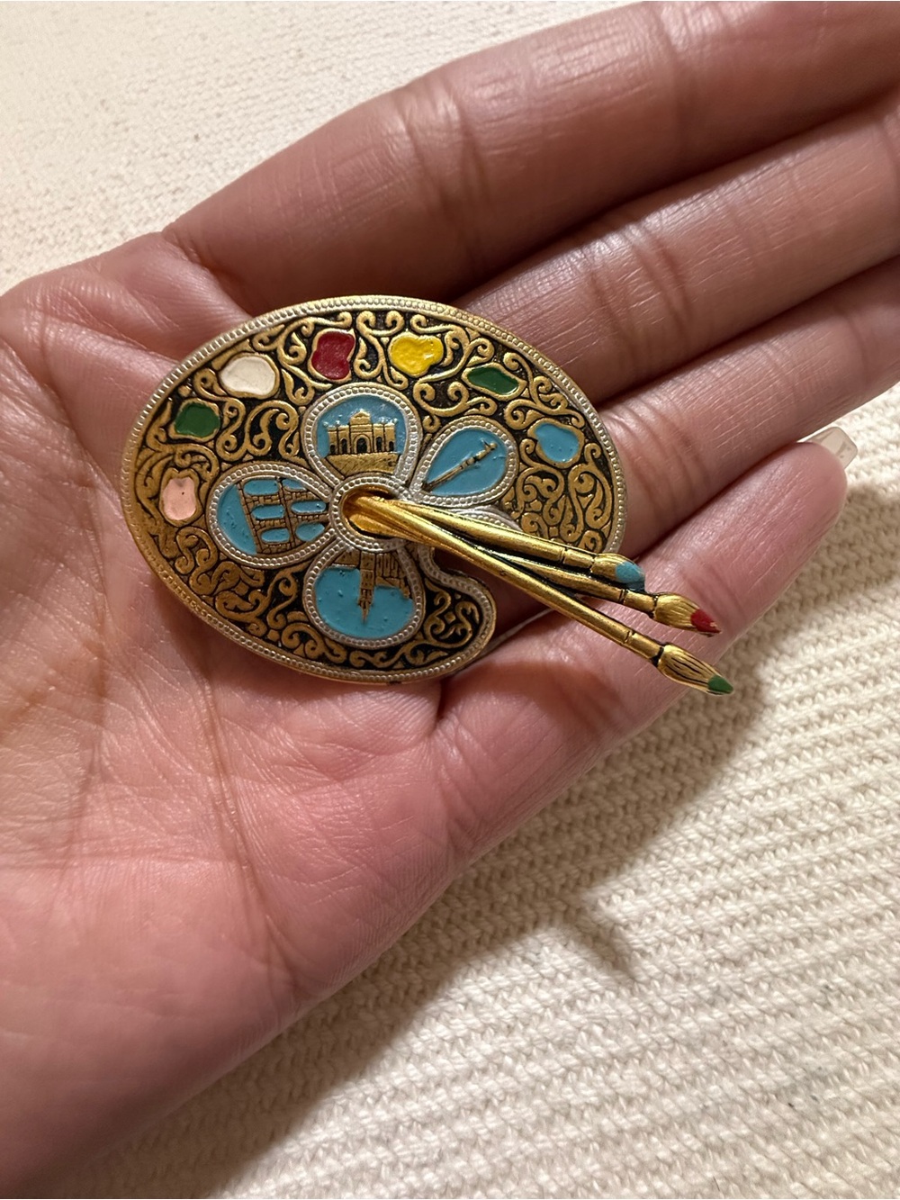 Vintage Toledo damascene artist palette souvenir brooch